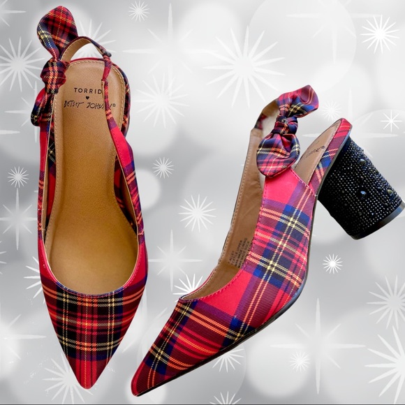 TORRID BETSEY JOHNSON RED CYLINDER HEEL PUMP (WW) Wide width NEW - Picture 12 of 16